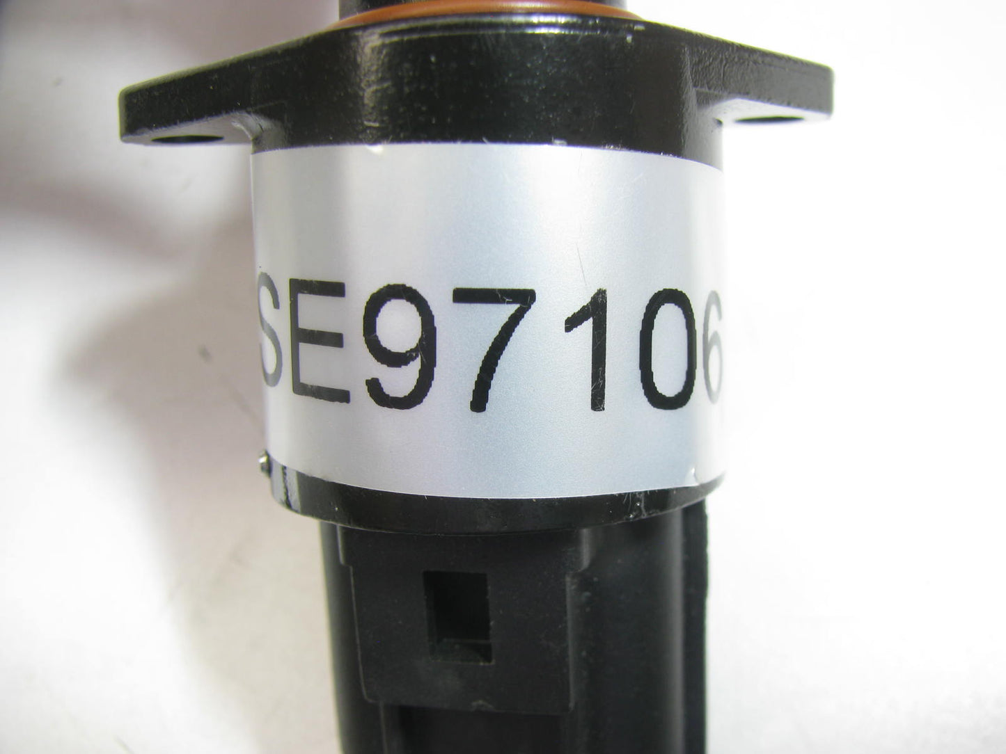 NEW OUT OF BOX SE97106 Idle Air Control Valve IAC For 1998-2004 Chrysler 2.7L-V6