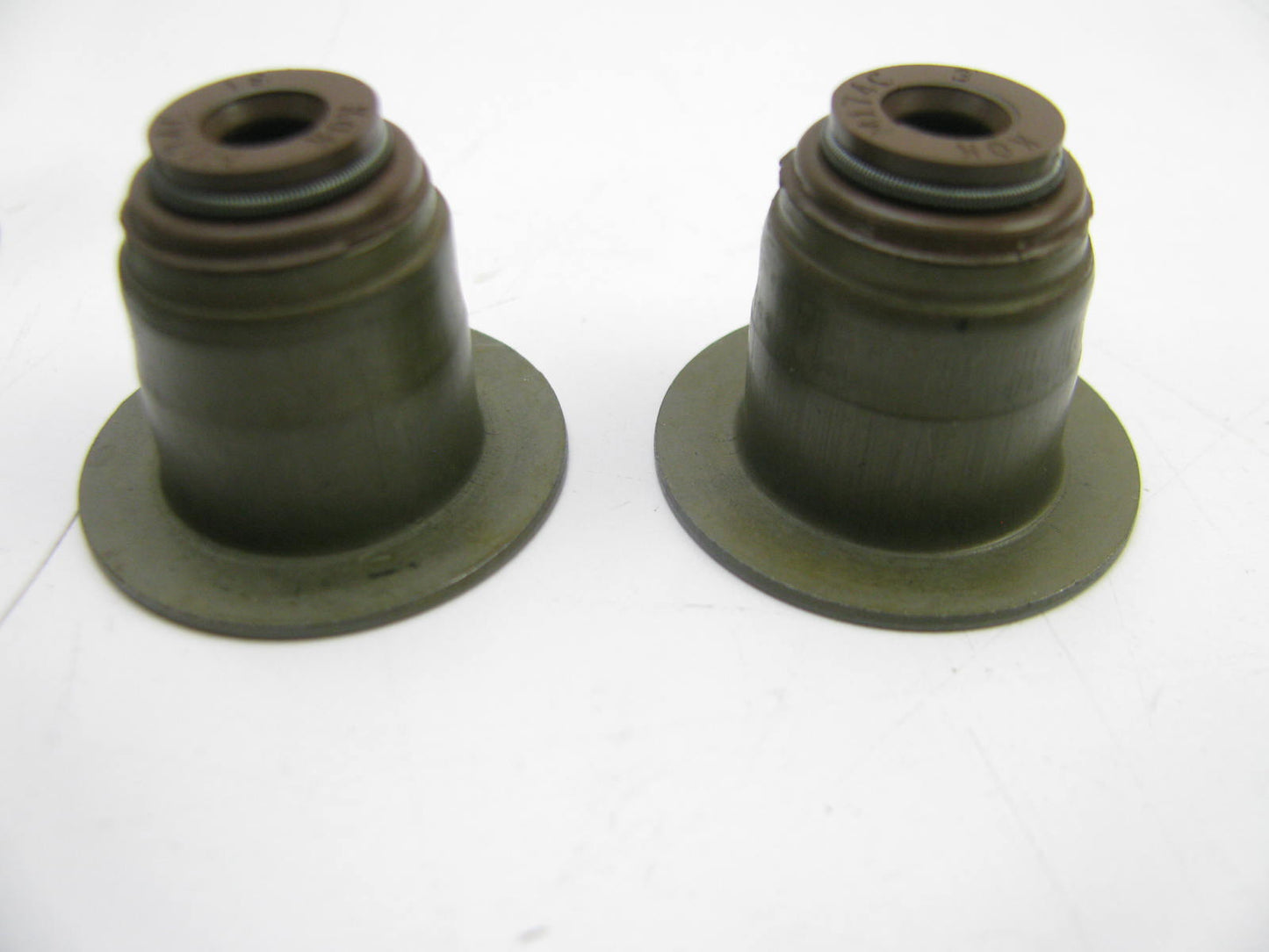 NEW - UNBOXED - (20) Fel-Pro SS71237 Valve Stem Seals Set