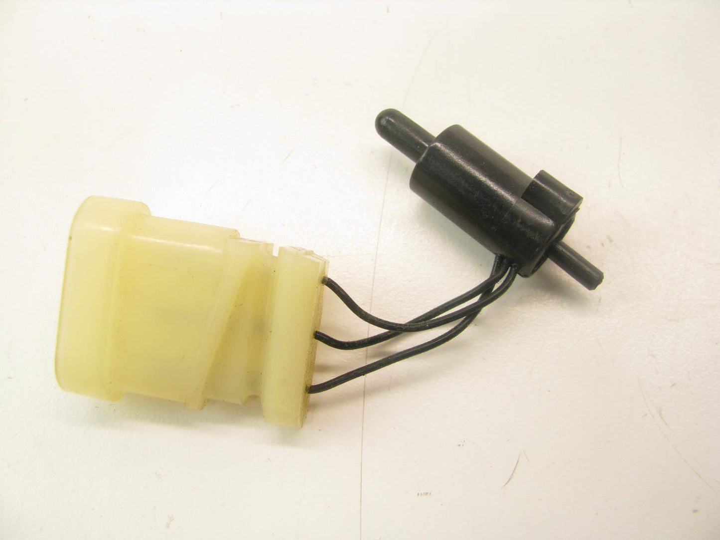 NEW - Out Of Box TH1 Throttle Position Sensor - 17078448 TPS100 71-7542 25600