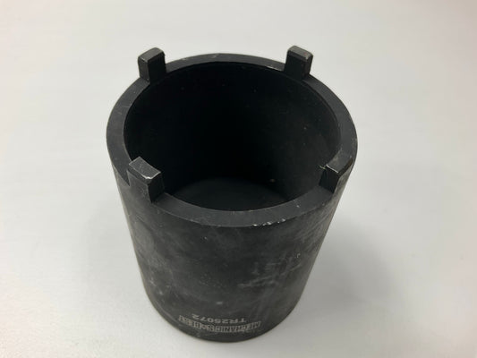 NEW UNBOXED Mechanics Best TR25072 4WD Lug Nut Spindle Socket - Dana 44 Axle Type 2