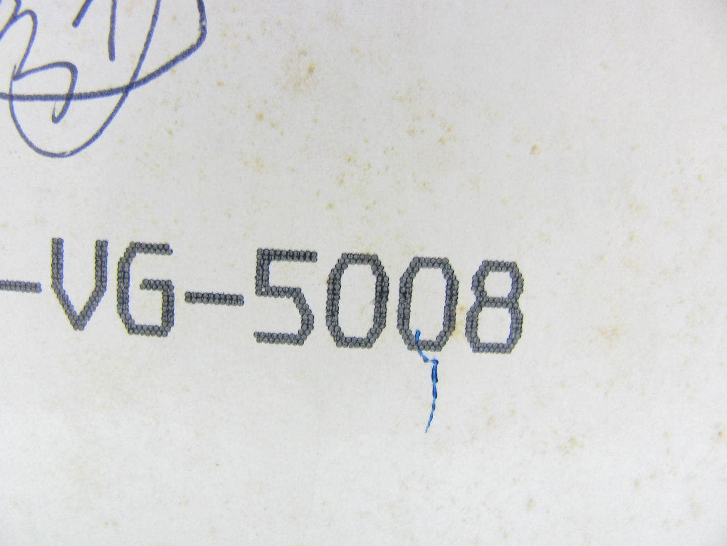 (8) NEW - OUT OF BOX VG-5008 Engine Intake Valve Guide