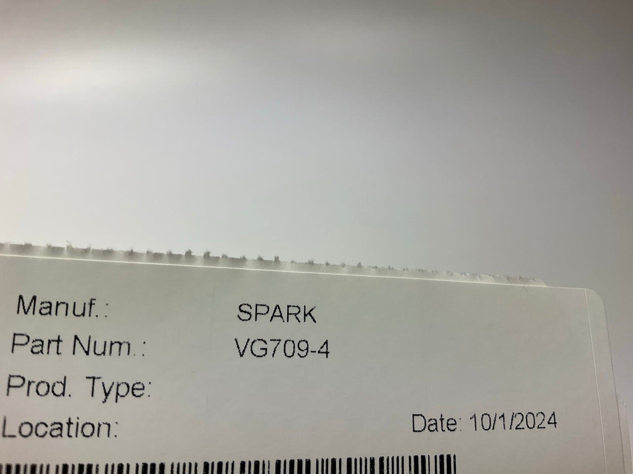 (4) New Unboxed VG709 Exhaust Valve Guides MD000471