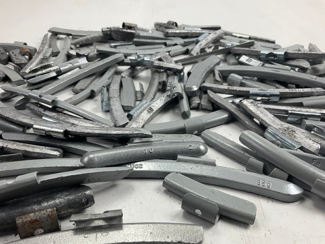 15 LBS - Mixed Lot Clip-On Wheel Balancing Weights, Assorted Sizes - UNUSED