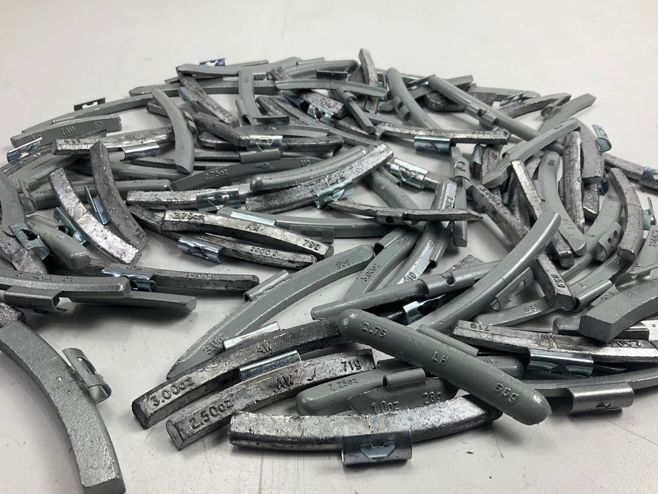 15 LBS - Mixed Lot Clip-On Wheel Balancing Weights, Assorted Sizes - UNUSED