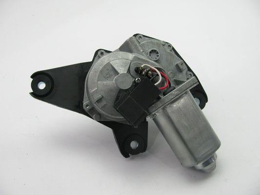 NEW OUT OF BOX - WPM3028 REAR Windshield Wiper Motor