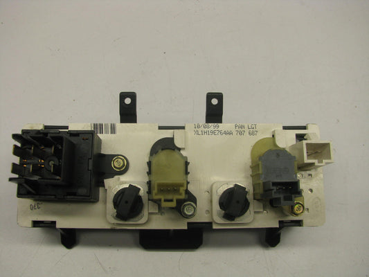 NEW - Out Of Box XL1H-19E764-AA Rear Overhead HVAC Controls 1999-2002 Expedition