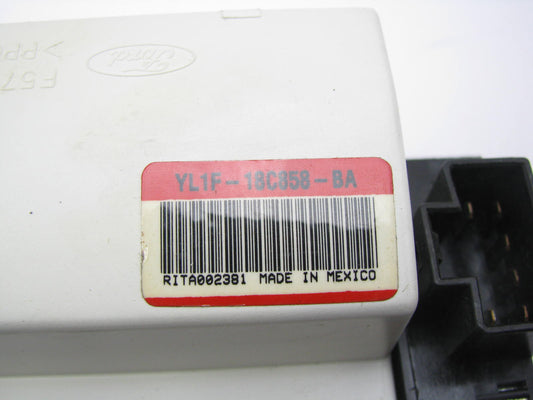NEW - OUT OF BOX - REAR OEM Ford YL1F-18C858-BA A/C Radio Control Switch