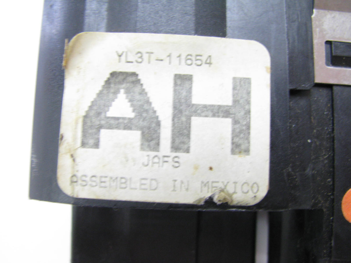 NEW - OUT OF BOX - OEM FORD YL3T-11654-AH Dash Headlamp Switch 2000 Expedition
