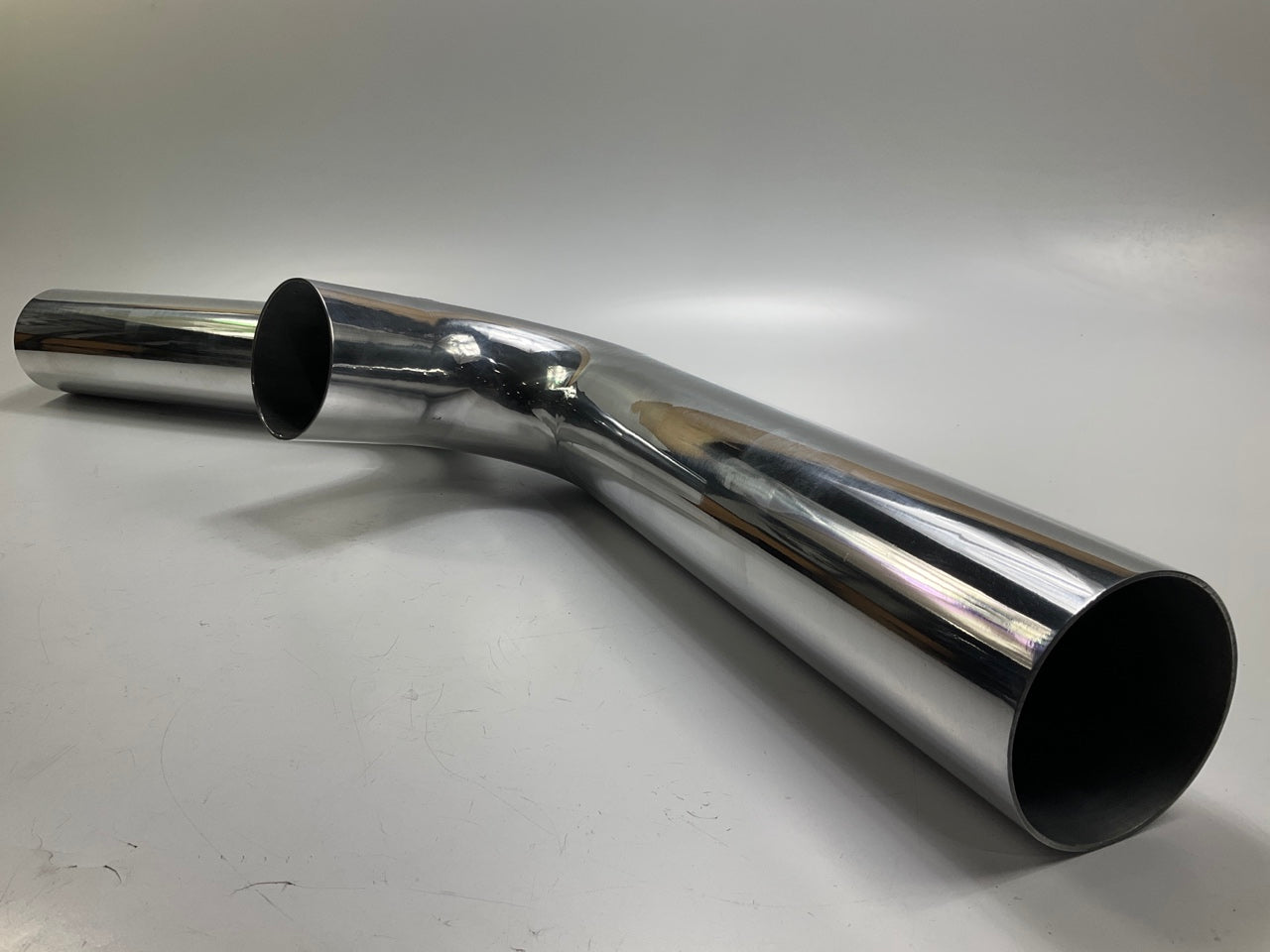 Spectre 97937 4'' CAI Cold Air Intake System 170 Degree Y-pipe Air Intake Tube