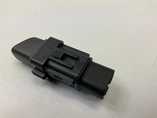 Standard HZS176 Hazard Warning Switch For 1998-2004 Cadillac Seville 25635327