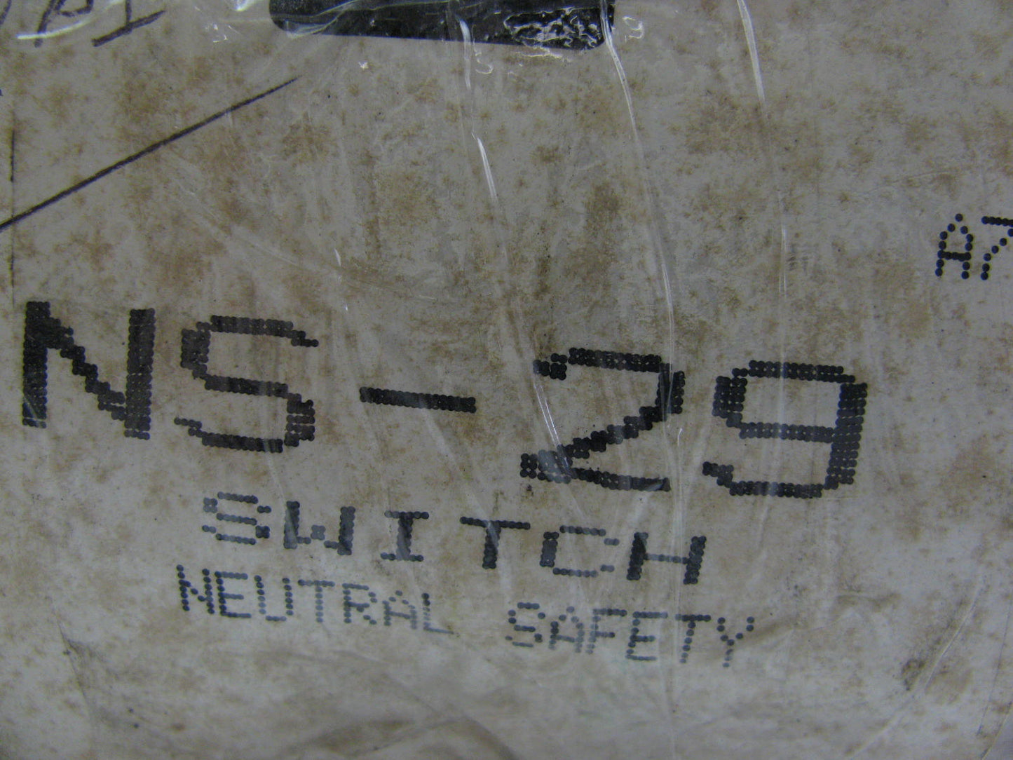 Standard Motor Products NS-29 Automatic Transmission Neutral Safety Switch