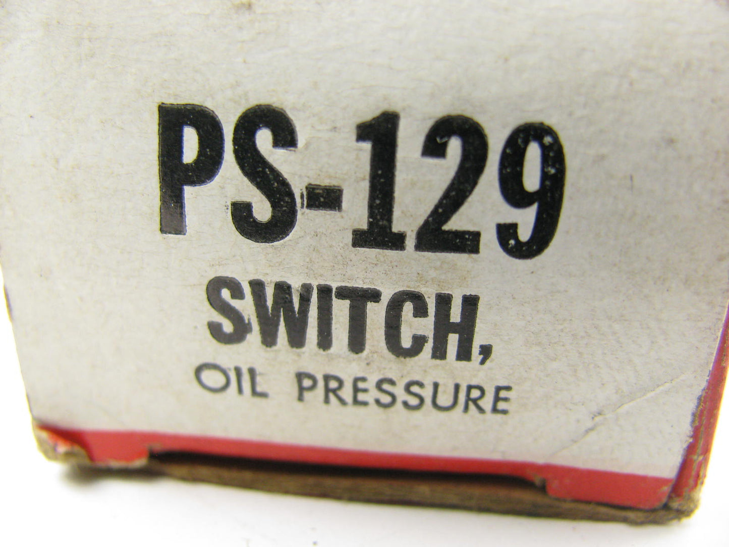 Standard Motor Products PS-129 Engine Oil Pressure Switch With Light