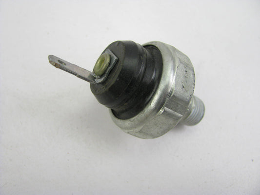 Standard Motor Products PS-15 Engine Oil Pressure Sender Switch