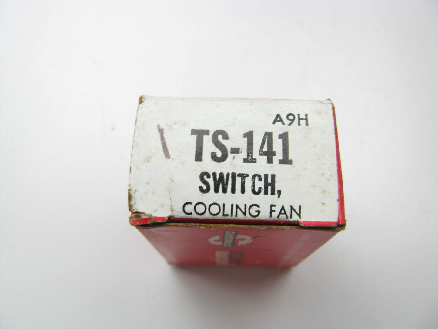 Standard Motor Products TS-141 Engine Coolant Radiator Fan Switch 74-79 Corolla