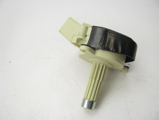 Standard US135T Ignition Starter Switch - 1S6175 LS529 5327623 8N4 IS82