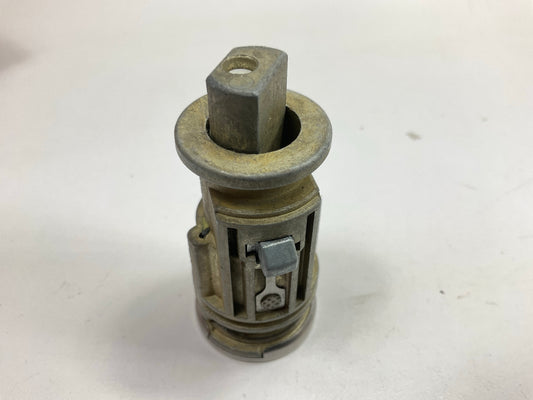 Standard Motor Products US322L Ignition Lock Cylinder & Keys