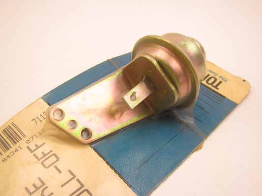 Tomco 7119 Carburetor Choke Pull-Off for 1975-1976 Pontiac Rochester 2-BBL