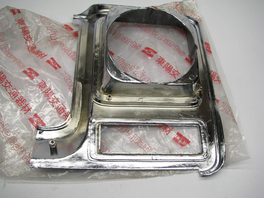 Round Headlamp Bezel Right W/ Out Chrome Grill 1979-1980 Chevrolet / GMC Truck