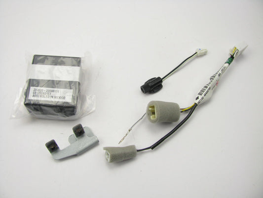 NEW - OEM 08586-47841 Car Alarm Glass Break Sensor For 2006-2009 Toyota Prius