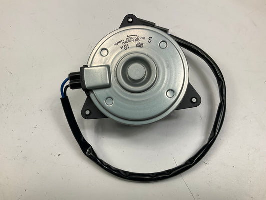 NEW OEM Toyota 16363-37090 Right Engine Cooling Fan Motor DENSO 168000-1900