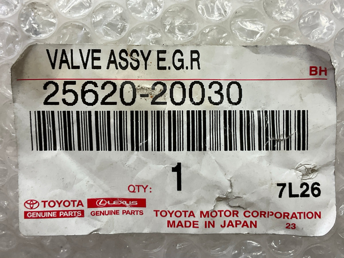 NEW GENUINE OEM Toyota 25620-20030 EGR Valve For 1997-2001 Lexus ES300