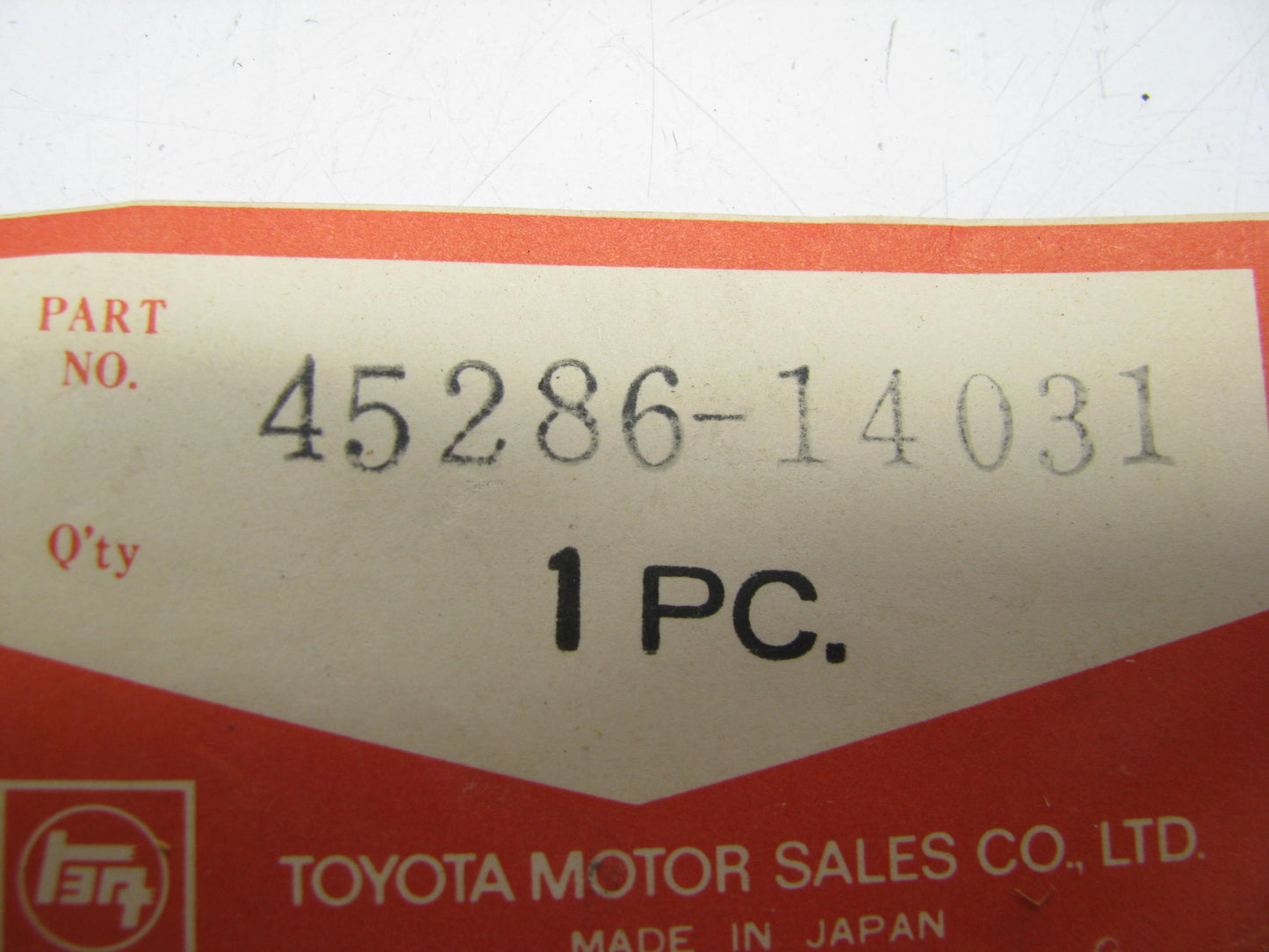 NOS OEM Steering Column Upper Cover 45286-14031