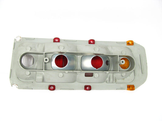 DAMAGED CORNER Toyota 81561-12151 Rear Left Tail Light Lamp 1970-74 Corolla KE20