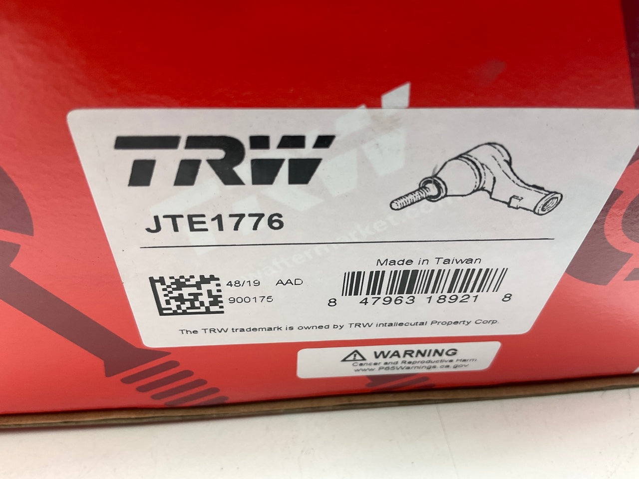 TRW JTE1776 Right Steering Tie Rod End - International 3800 4600 4700 4800 4900