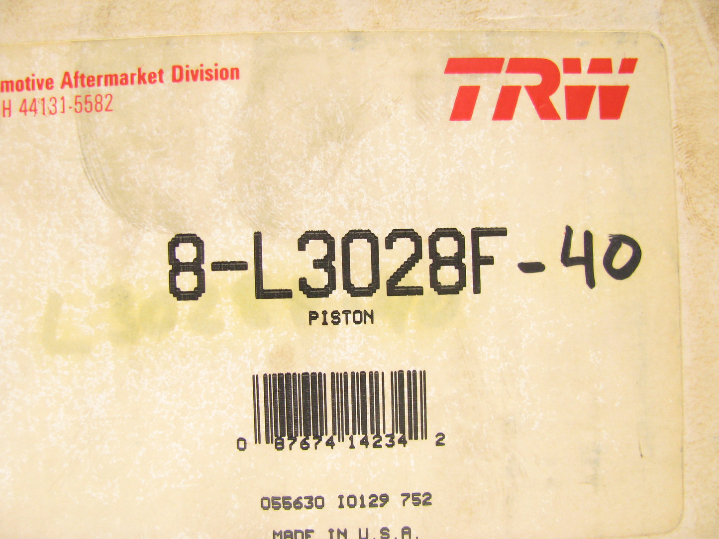 (8) TRW L3028F Cast Alum Engine Piston Set .040'' 1976-1985 Chevrolet 305-V8