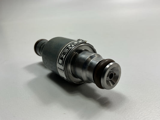 REMAN UNITED 2858 Fuel Injector 89-92 Camaro, 89-91 Corvette, 89-92 Firebird 5.7