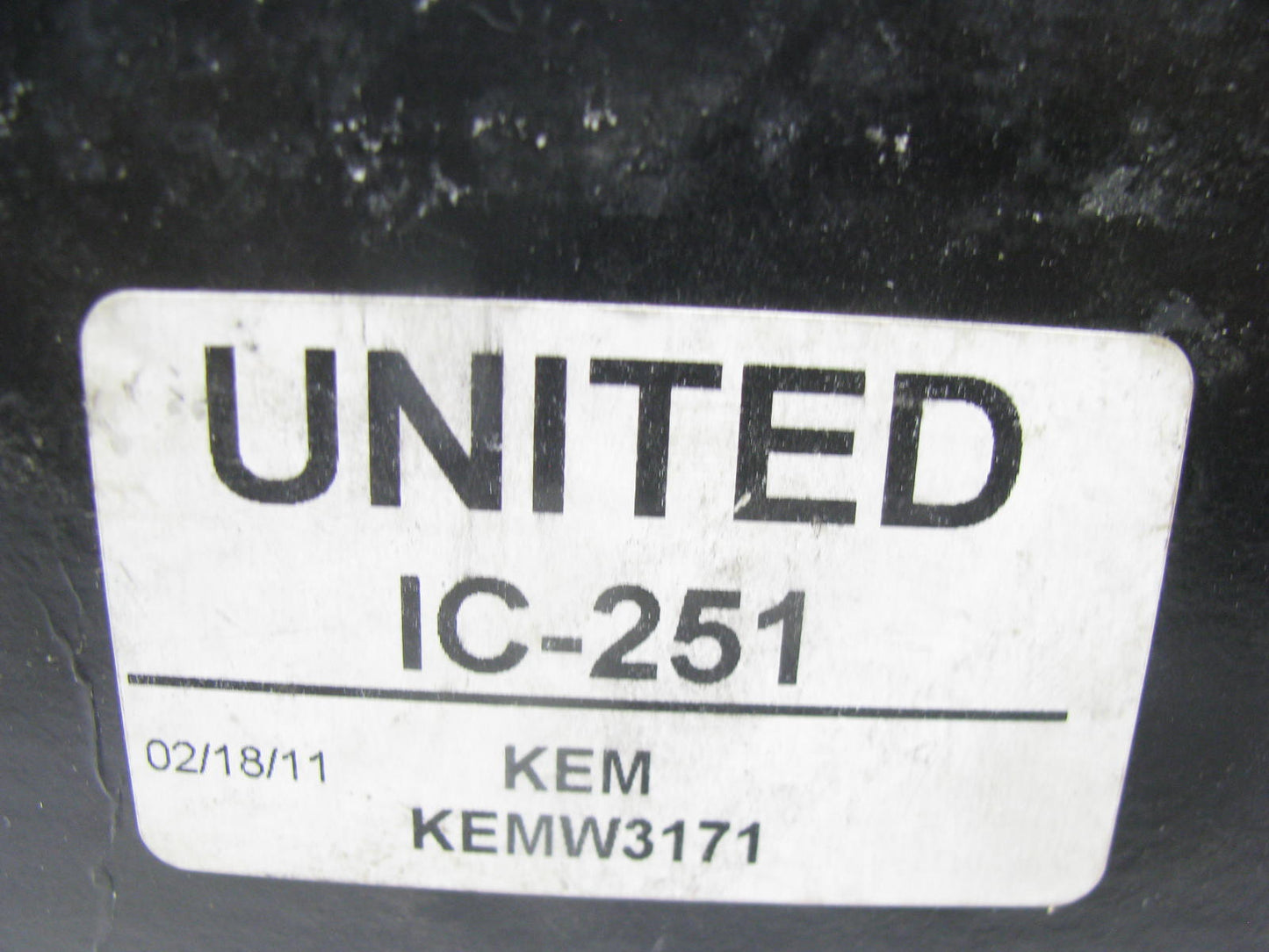 United IC-251 Ignition Distributor Cap For 1998-1999 Honda Isuzu Acura 2.3L-L4