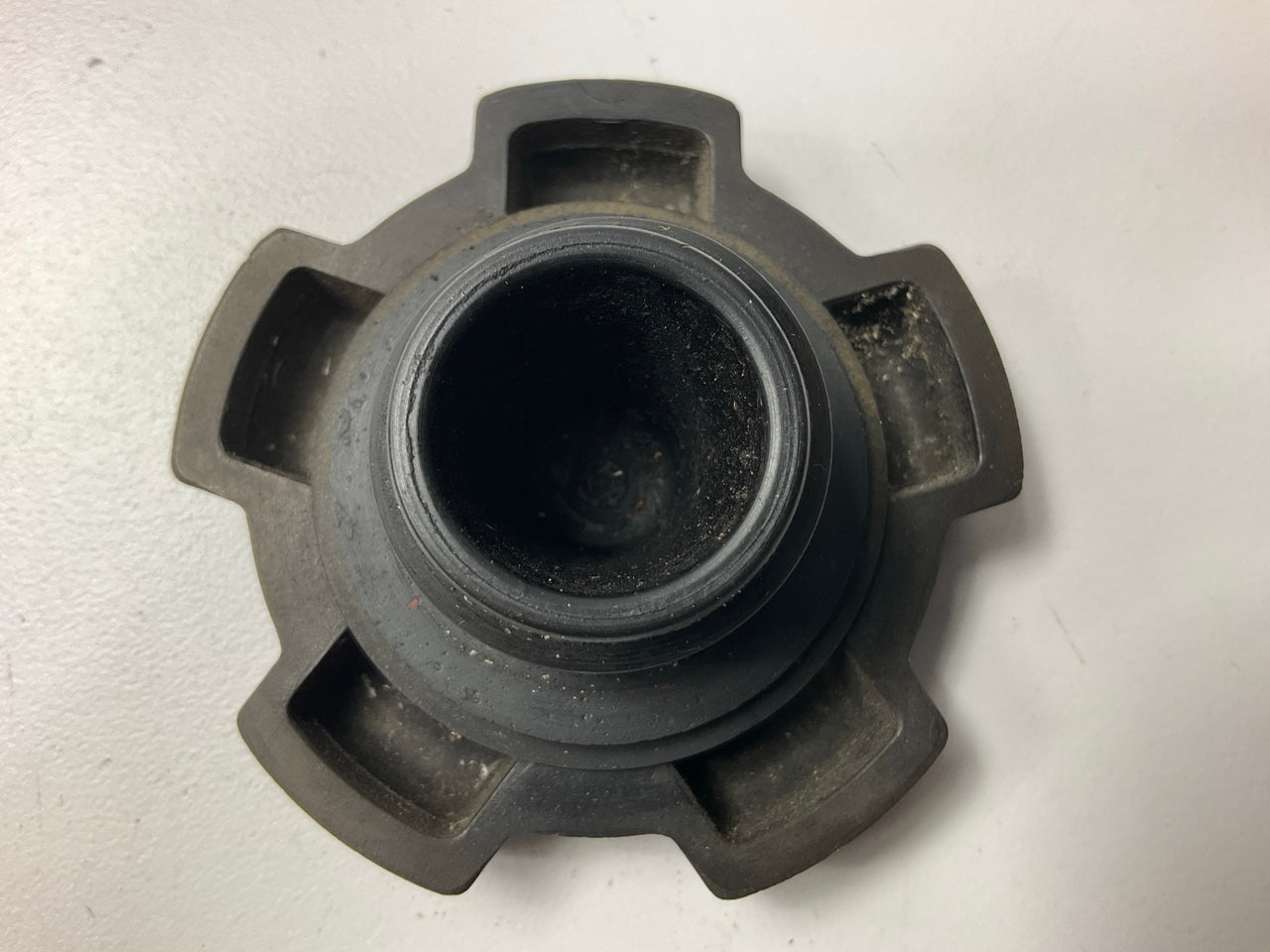 USED #15030 - Original OEM Oil Filler Cap OEM For Datsun 240z 260z 280z 280zx