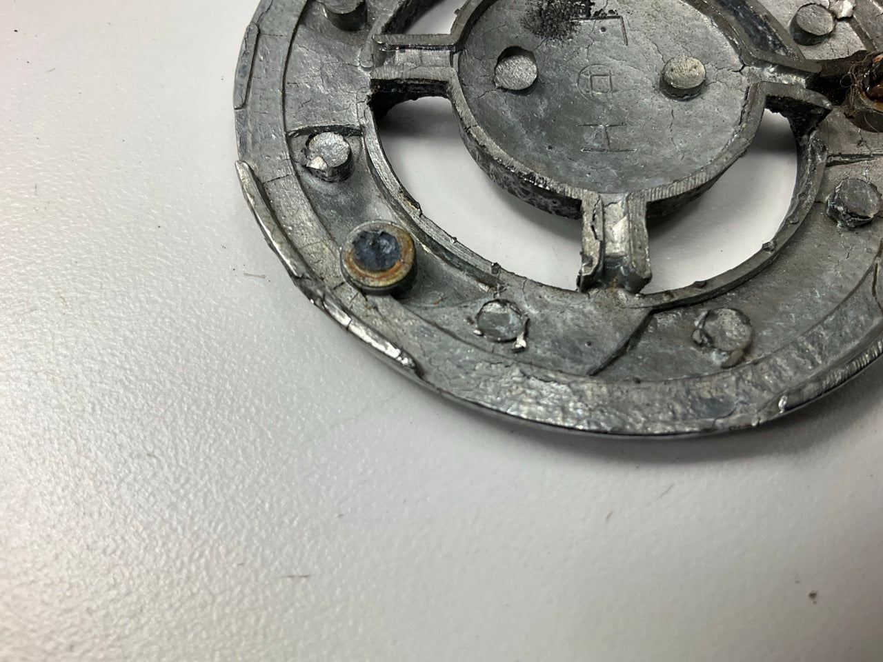 USED #253 - Original OEM Left Drivers Side ''Z'' Emblem For Datsun 240z 260z