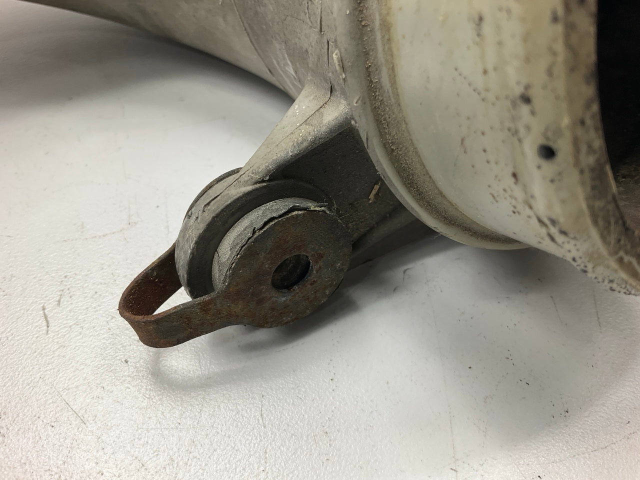 USED #297 Intake Air Throttle Body Air Duct Tube Pipe OEM For 84-89 300zx Z31 NA