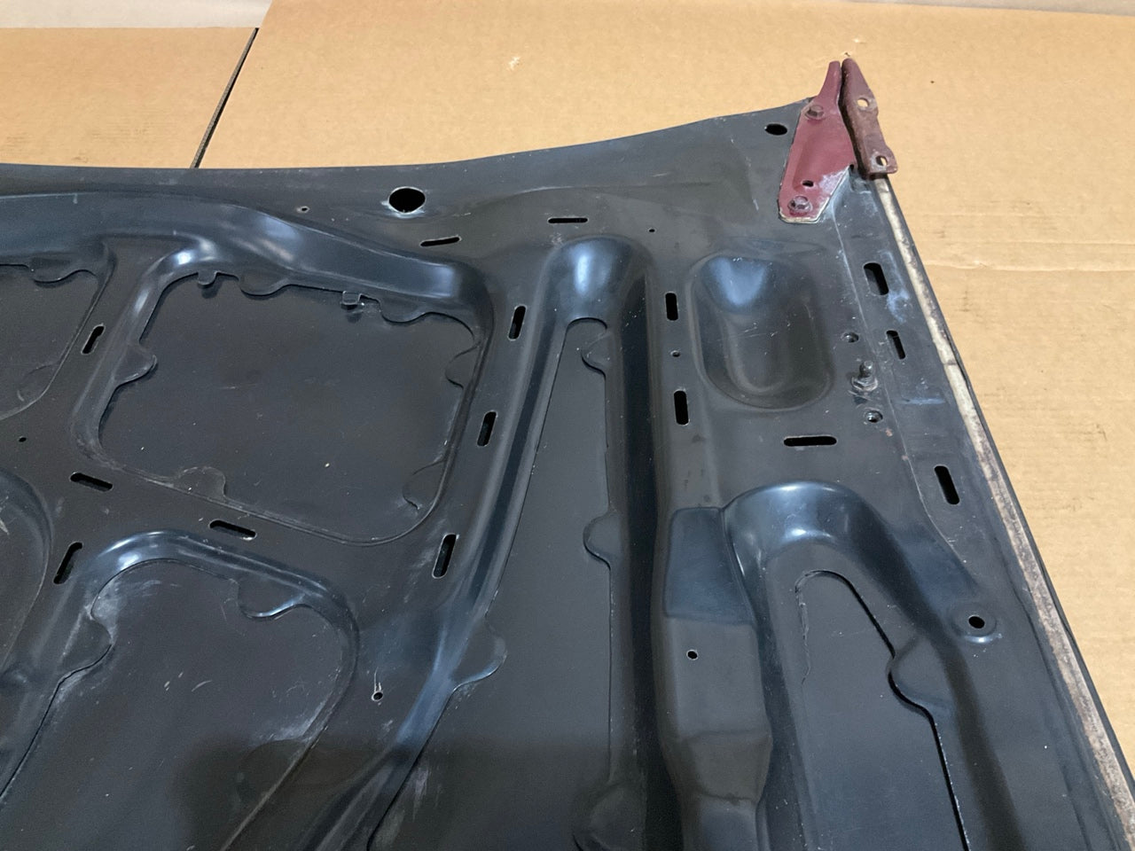 USED - OEM Hood For 1987-1989 Nissan 300zx Z31 F5100-25P00