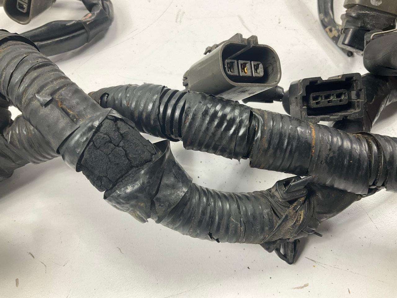 USED - Engine Injector Wire Harness. Non Turbo OEM For 1993 Nissan 300zx Z31