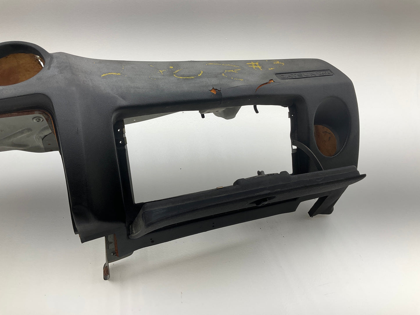 CRACKED - ROUGH SHAPE Original Used OEM Dash Dashboard For 1974 Datsun 240z