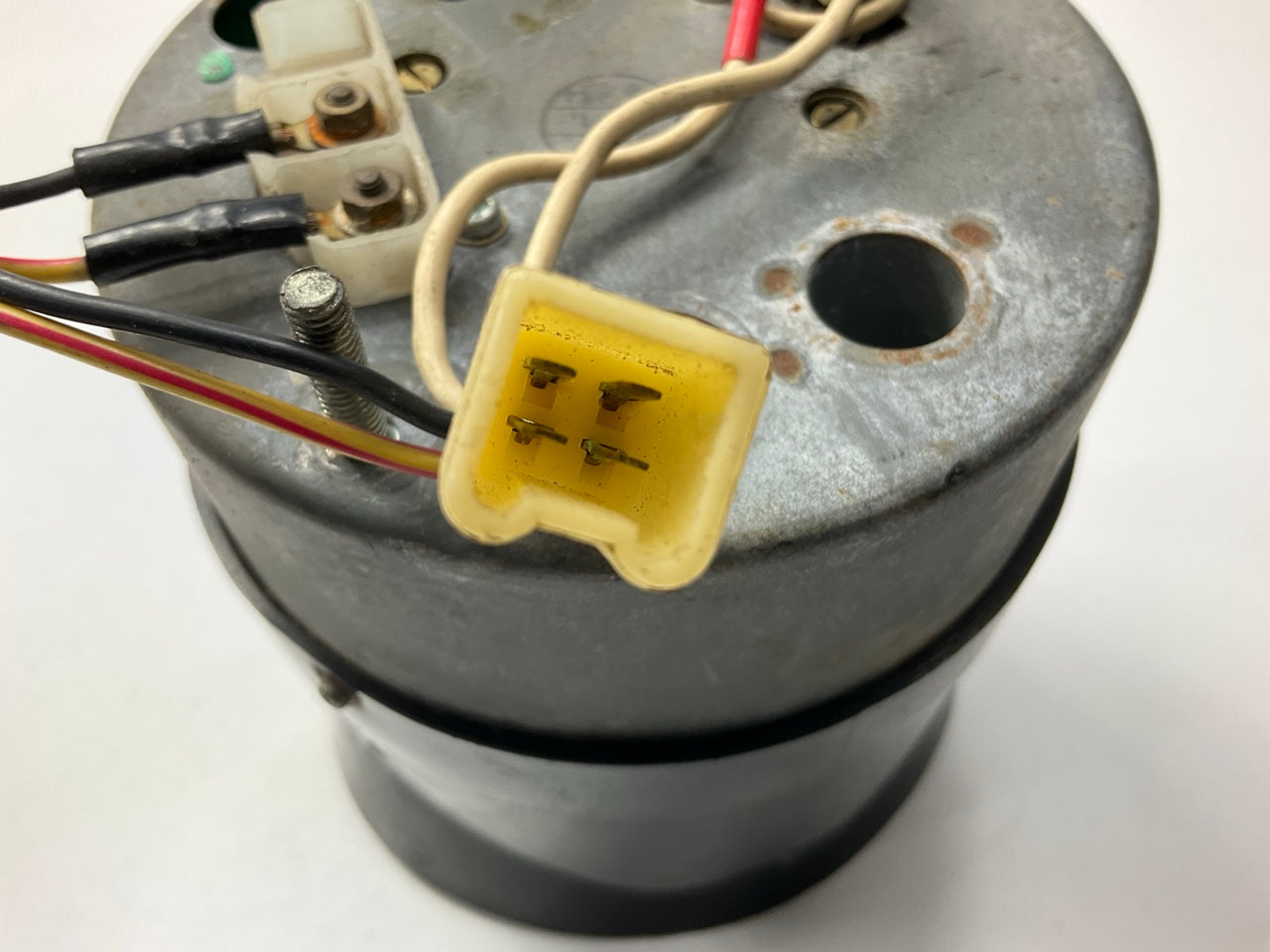 USED #641 - 4-wire Tachometer Gauge OEM For 1970-1973 Datsun 240z