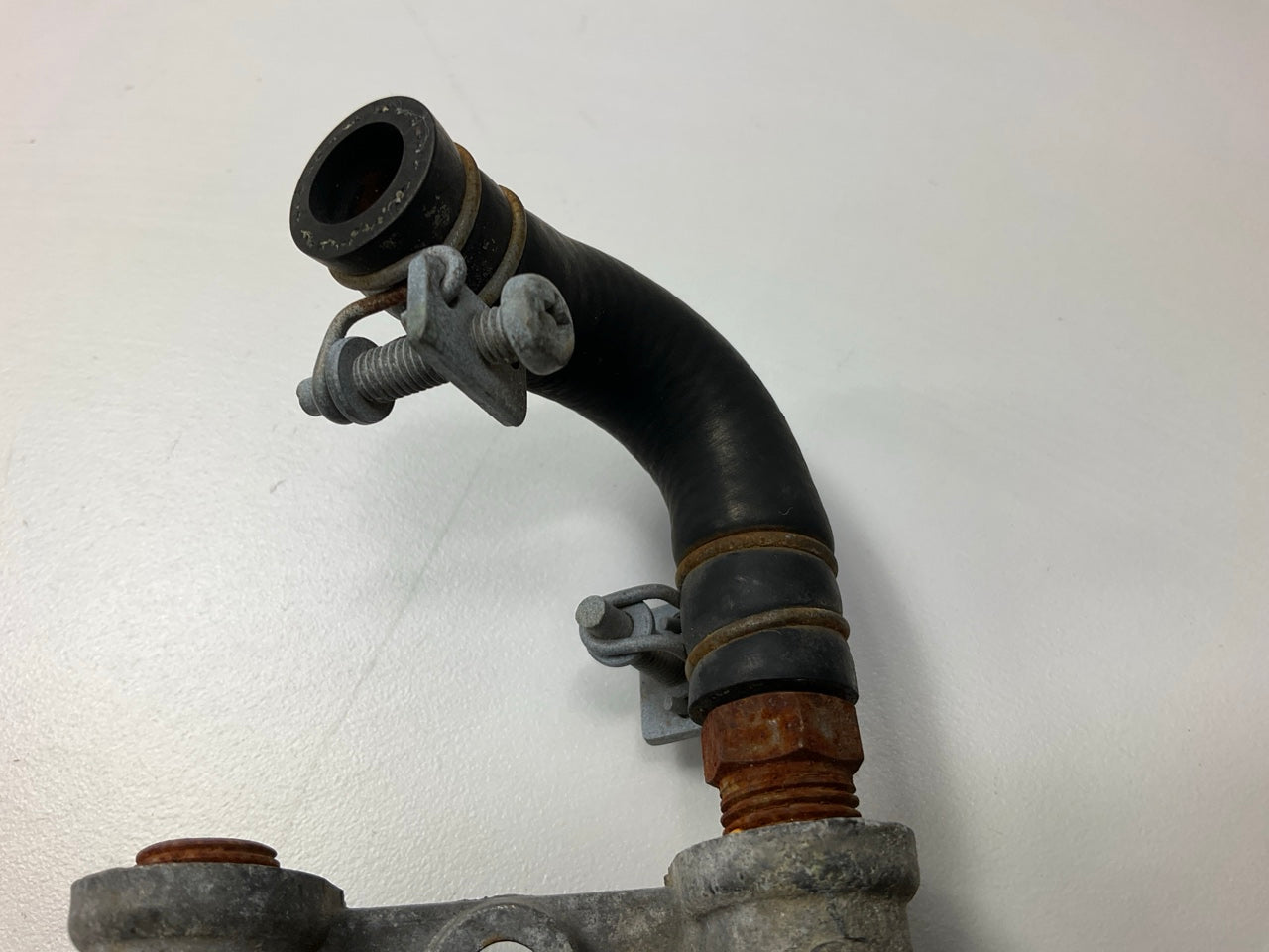 USED #867 - Coolant Junction Block Coolant Temp Sensor Housing For Datsun 280zx