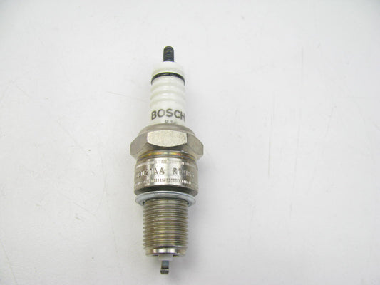 NEW GENUINE OEM Vw Audi 101000021AA Spark Plug 89-92 Jetta Golf 1.6L 1.8L