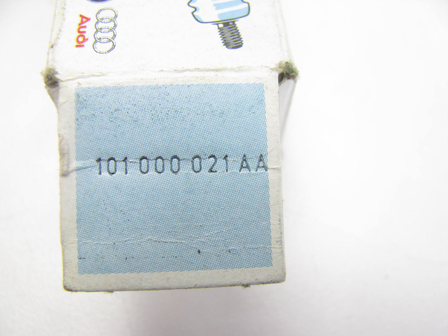 NEW GENUINE OEM Vw Audi 101000021AA Spark Plug 89-92 Jetta Golf 1.6L 1.8L