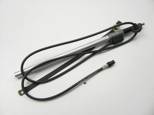 New Genuine OEM Volkswagen Power Radio Antenna For 97-99 Jetta Golf 1HM035549C
