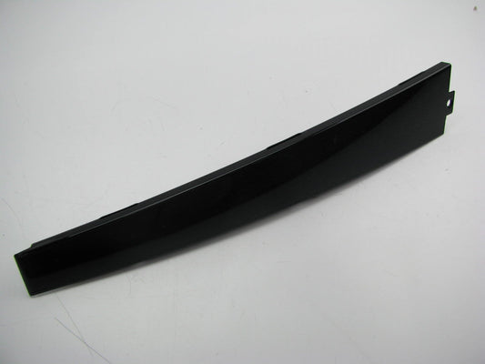 Rear Right Forward Position Black Door Frame Reveal Moulding Strip 98-01 Passat