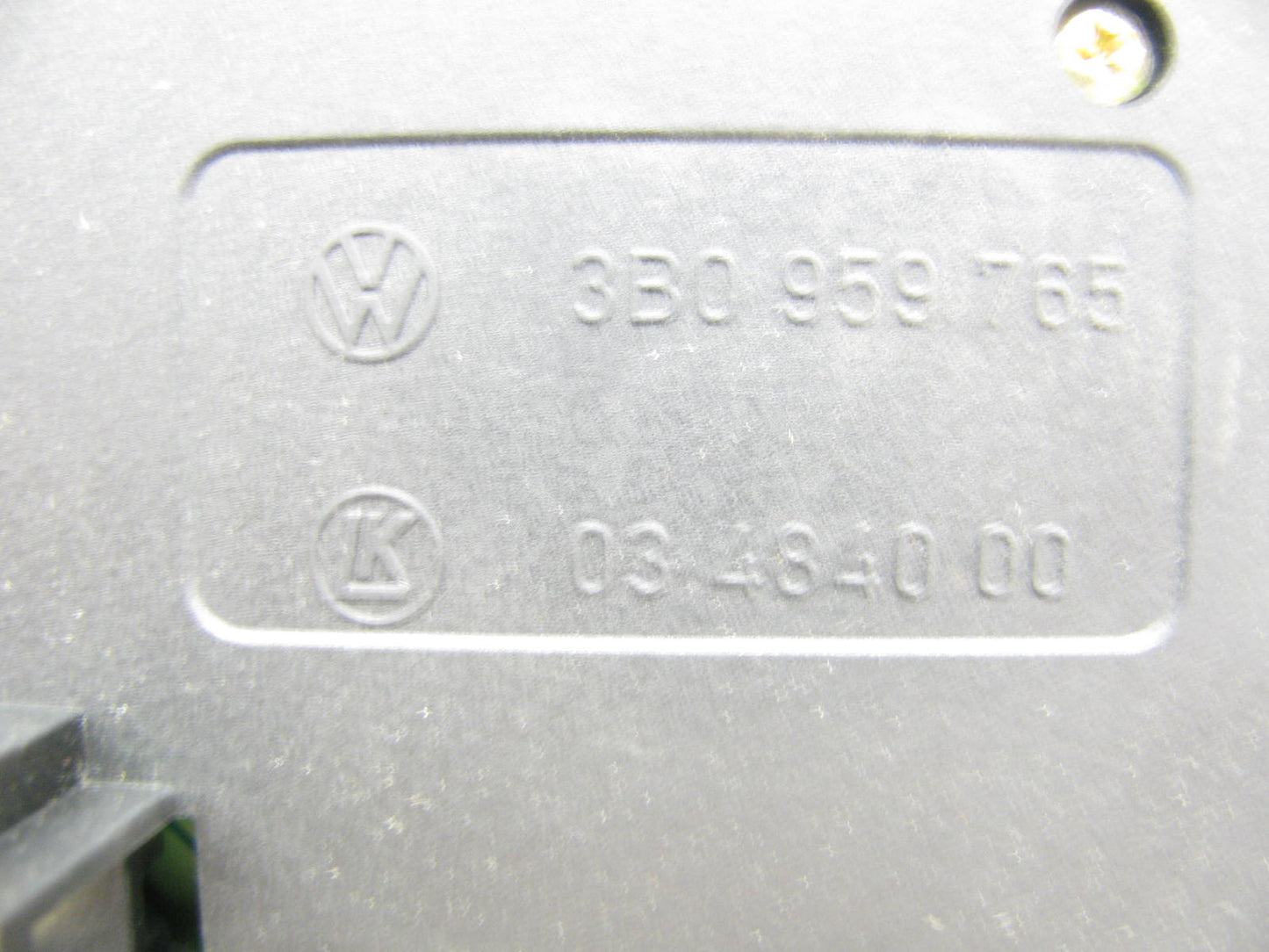 New Genuine OEM Left Seat Adjust Control Switch For 1996-06 VW Passat 3B0959765