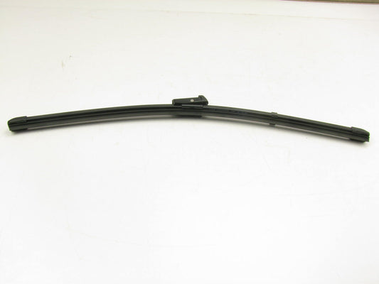 NEW - OEM Vw Audi 3C8955426B Front Right Windshield Wiper Blade 2002-2012 CC