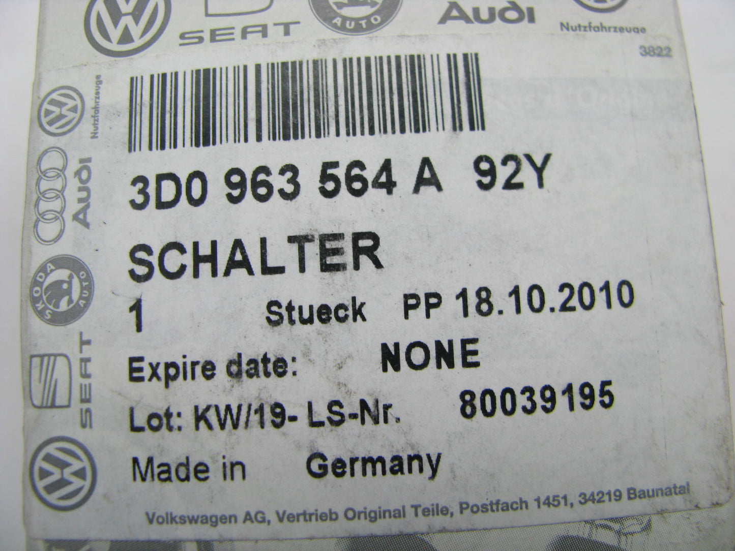 NEW - OEM VW Audi 3D0963564A92Y Right Seat Heater Switch For 2004-2006 Phaeton