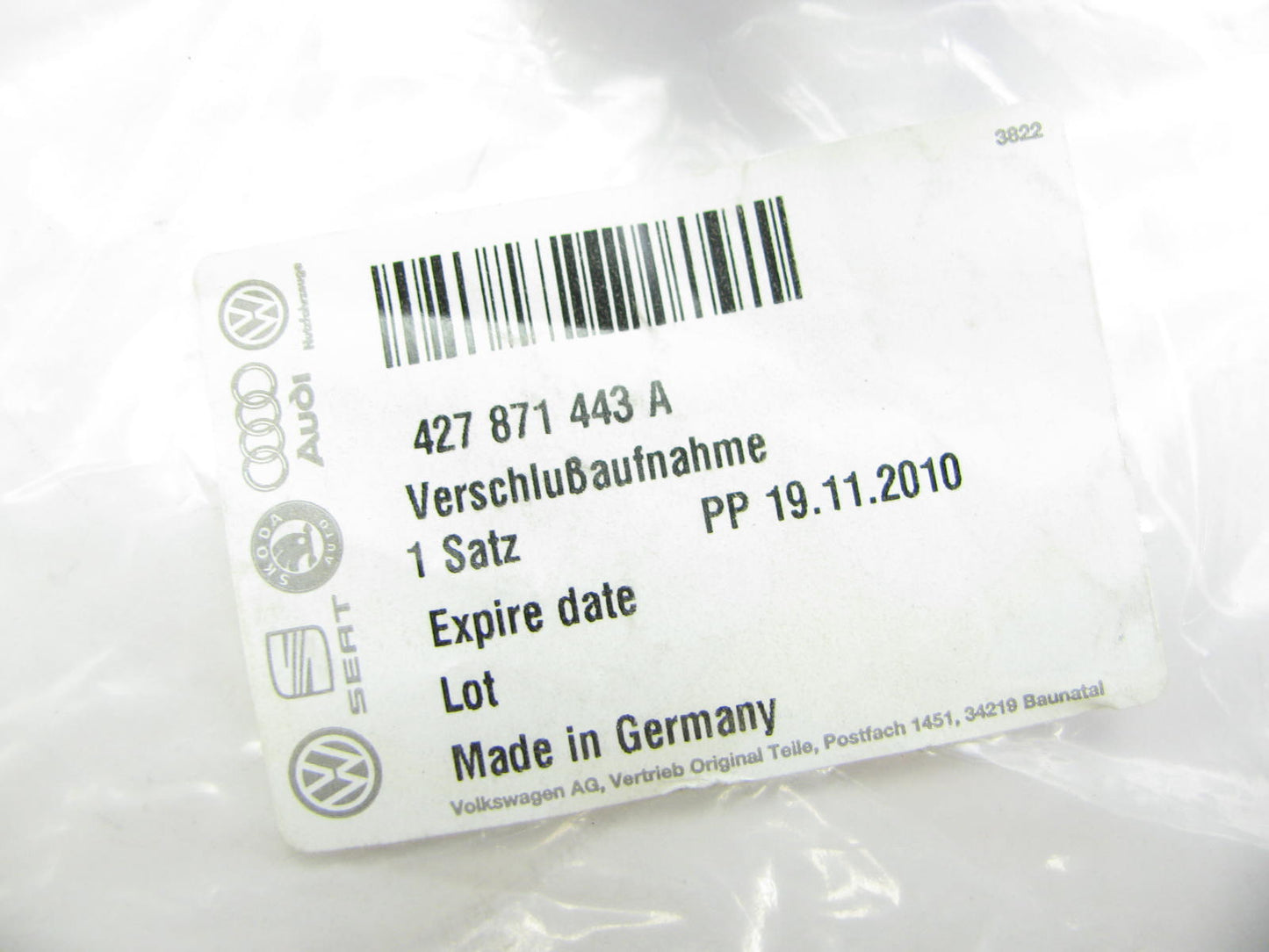 New OEM Left Convertible Front Left Soft Top Closing Element - 2008-2016 Audi R8