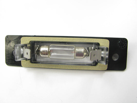 NEW - OEM VW Audi 4D0943021 Rear License Plate Light Lamp 1997-99 A8 2001-02 S8