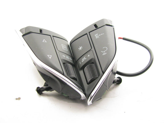 NEW OEM Steering Remote Control Audio Navigation Switch Audi 4G0951523GXHA
