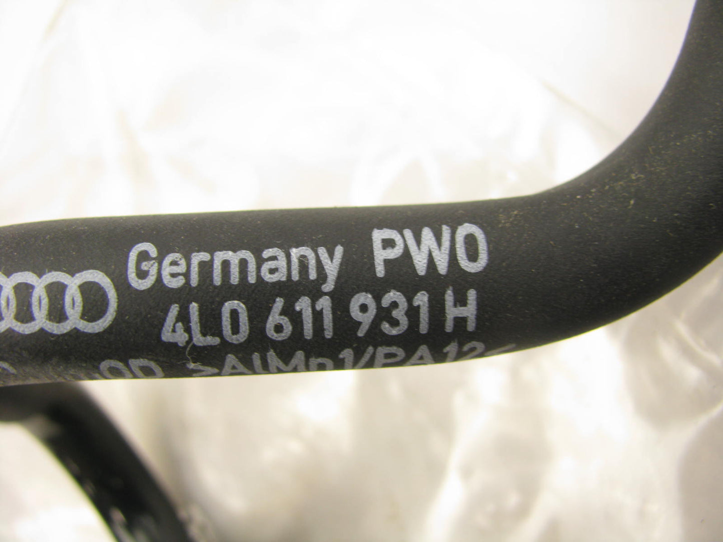 New Genuine OEM Brake Servo Vacuumn Pipe For Audi Q7 2010-15 4L0611931H
